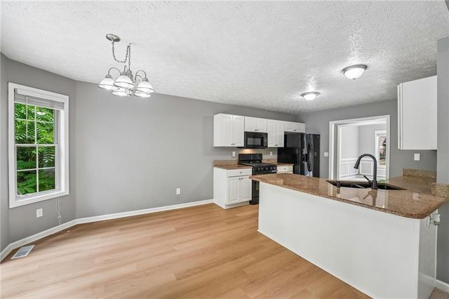 209 Eagle Glen Court, Woodstock, GA 30189