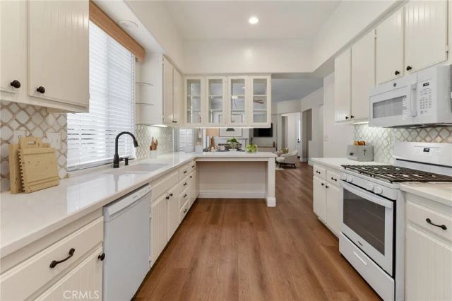 2 Garden Gate Lane, Irvine, CA 92620