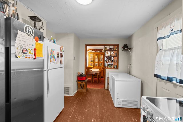 22 Tyler Circle, Manchester, CT 06040