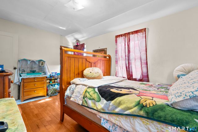 22 Tyler Circle, Manchester, CT 06040