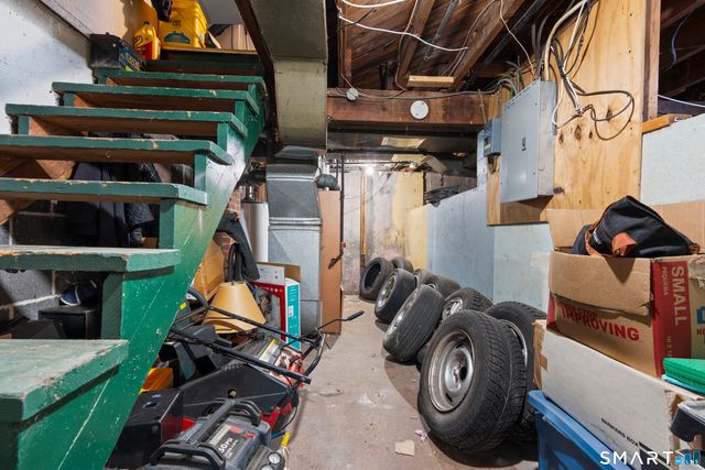 22 Tyler Circle, Manchester, CT 06040