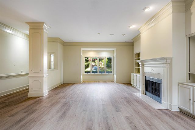 478 W RACQUET CLUB PLACE DR, Memphis, TN 38117