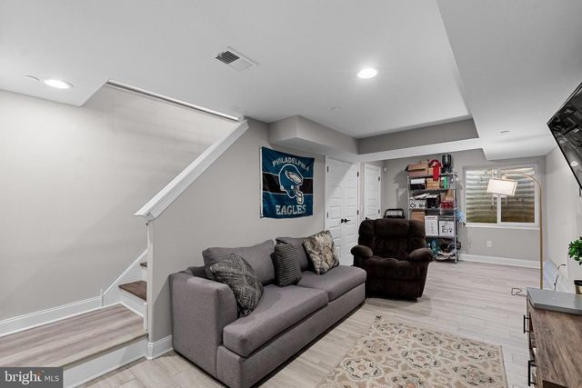 1528 W SEYBERT ST, Philadelphia, PA 19121