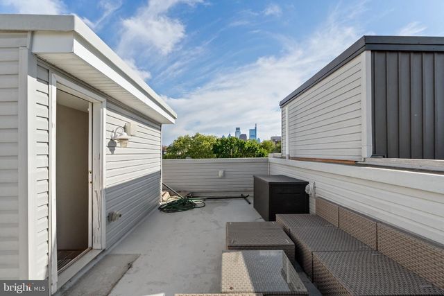 1528 W SEYBERT ST, Philadelphia, PA 19121