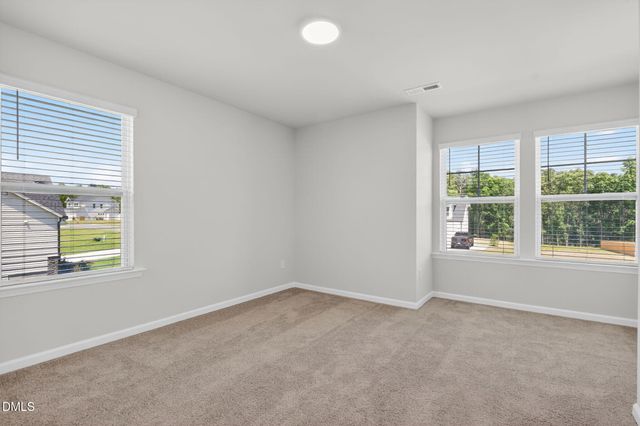 120 Knotts Loop, Lillington, NC 27546