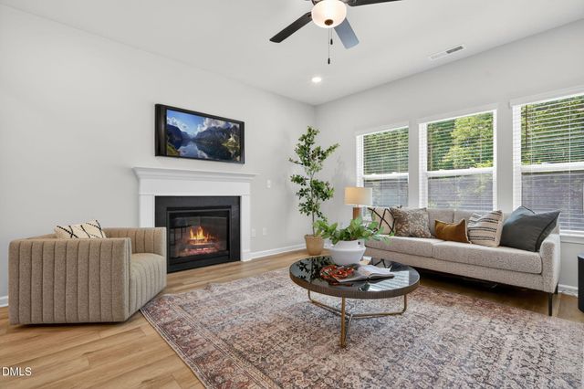 120 Knotts Loop, Lillington, NC 27546