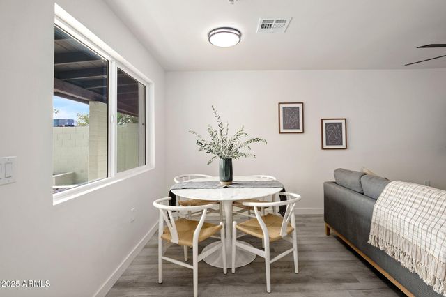 3114 N 68TH Street, Scottsdale, AZ 85251