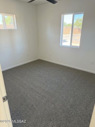 2151 S Howard Stravenue, Tucson, AZ 85713