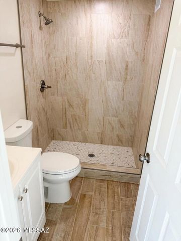 2151 S Howard Stravenue, Tucson, AZ 85713