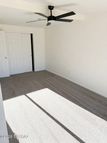 2151 S Howard Stravenue, Tucson, AZ 85713