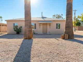2151 S Howard Stravenue, Tucson, AZ 85713