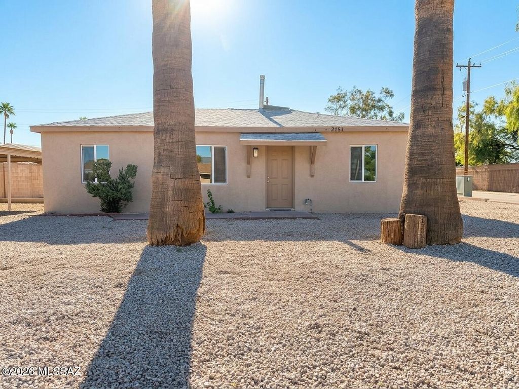 2151 S Howard Stravenue, Tucson, AZ 85713