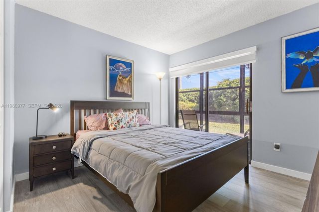 10709 W Clairmont Circle 111, Tamarac, FL 33321