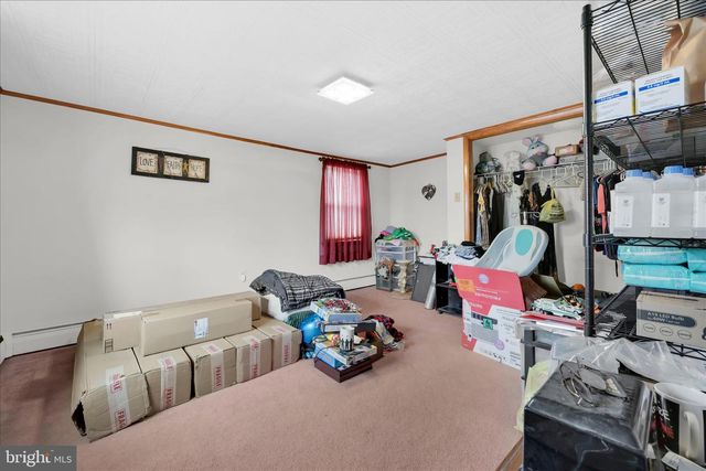 24 S SCHOOL ROW ST, Pottsville, PA 17901