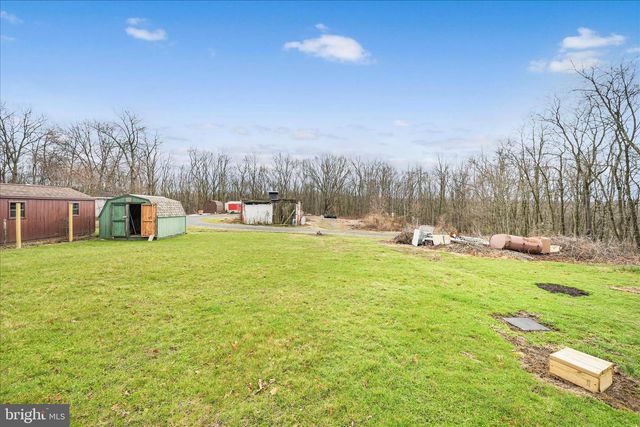 24 S SCHOOL ROW ST, Pottsville, PA 17901