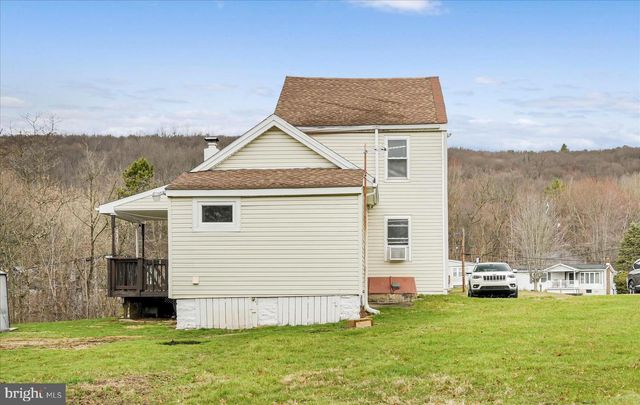 24 S SCHOOL ROW ST, Pottsville, PA 17901