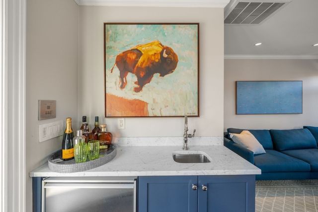 176 Marlborough St 3, Boston, MA 02116