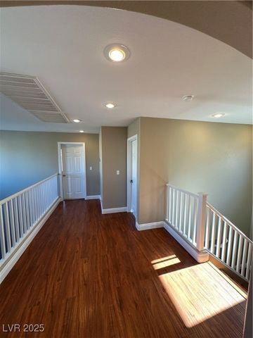 8112 Cathedral Range Court, Las Vegas, NV 89139