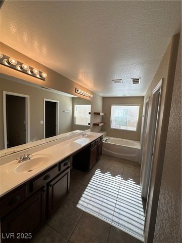 8112 Cathedral Range Court, Las Vegas, NV 89139