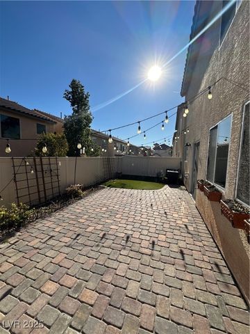 8112 Cathedral Range Court, Las Vegas, NV 89139