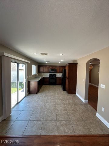 8112 Cathedral Range Court, Las Vegas, NV 89139