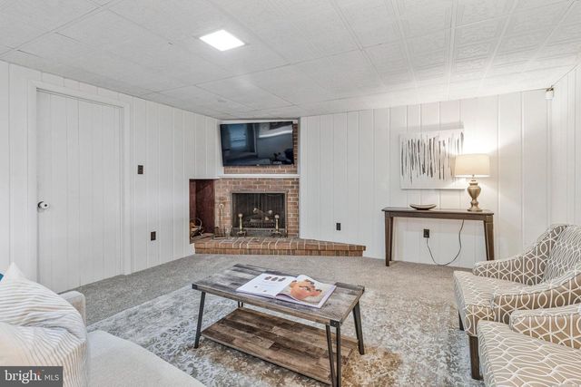 4500 OAK HILL RD, Rockville, MD 20853