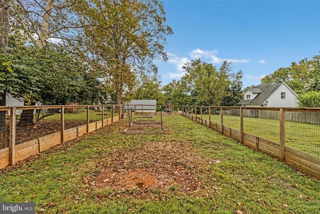 4500 OAK HILL RD, Rockville, MD 20853