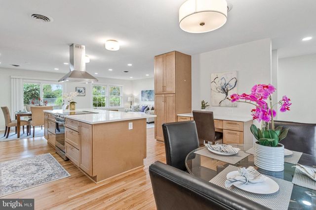 4500 OAK HILL RD, Rockville, MD 20853