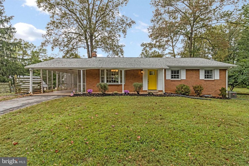 4500 OAK HILL RD, Rockville, MD 20853