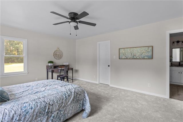 727 Dutch RD, Suffolk, VA 23437