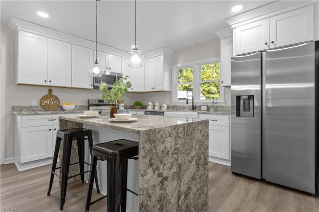 727 Dutch RD, Suffolk, VA 23437