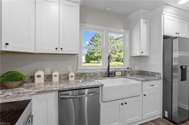 727 Dutch RD, Suffolk, VA 23437