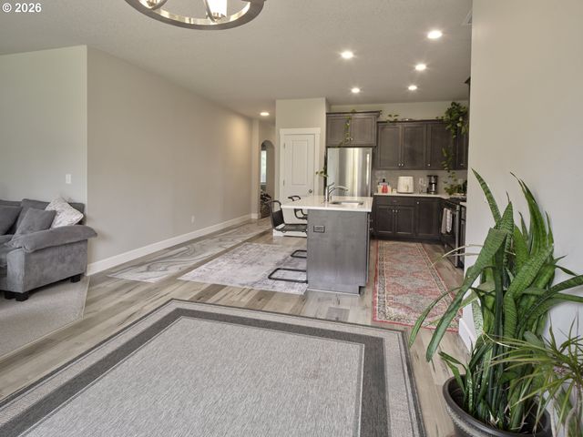 13613 Ne 61ST Ave, Vancouver, WA 98686