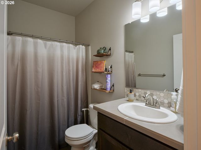 13613 Ne 61ST Ave, Vancouver, WA 98686