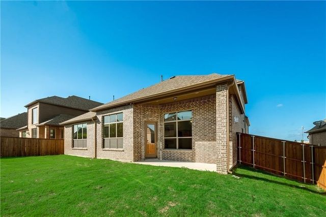 305 Featherstone Drive, Rockwall, TX 75087
