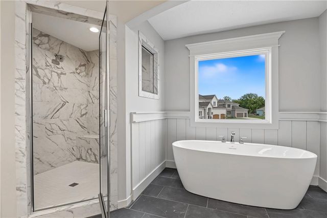 6100 Barth Road, Shawnee, KS 66226
