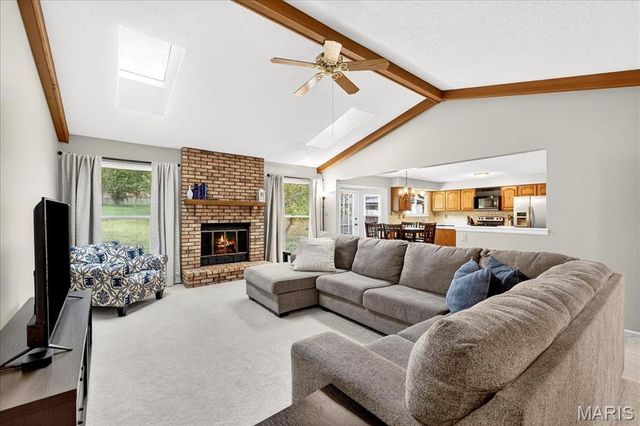 1196 Colby Court, St Peters, MO 63376