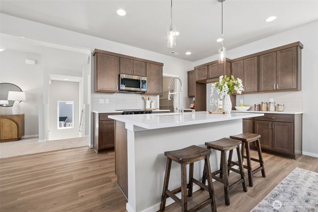 18527 SE 271st Court, Covington, WA 98042