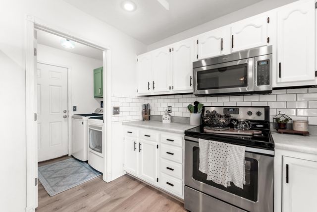 5462 W Lombard Street, Springfield, MO 65802