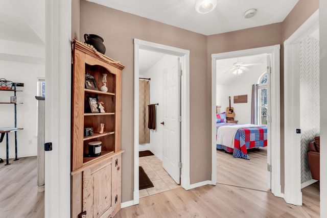 5462 W Lombard Street, Springfield, MO 65802