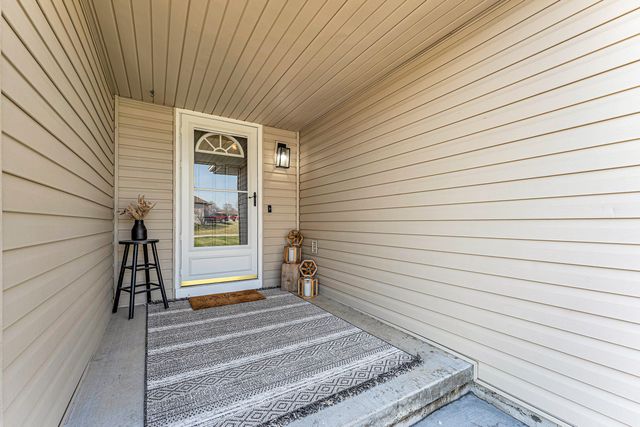 5462 W Lombard Street, Springfield, MO 65802