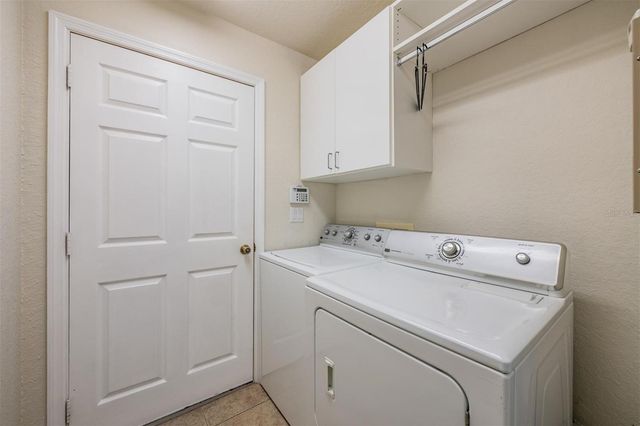 1827 HAMMOCKS AVENUE 1827, Lutz, FL 33549