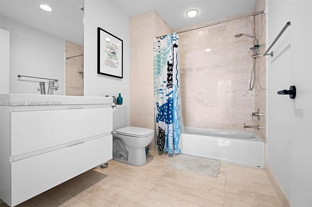 17111 Biscayne Blvd 1701, North Miami Beach, FL 33160