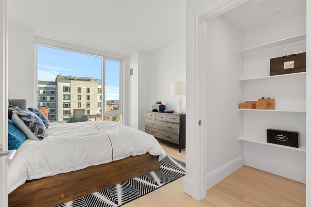 370-380 Harrison Ave 1008, Boston, MA 02118