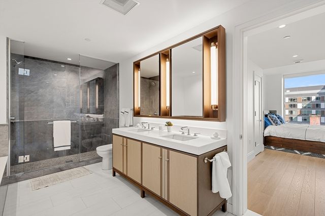 370-380 Harrison Ave 1008, Boston, MA 02118