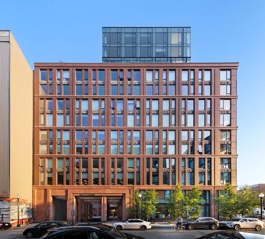 370-380 Harrison Ave 1008, Boston, MA 02118