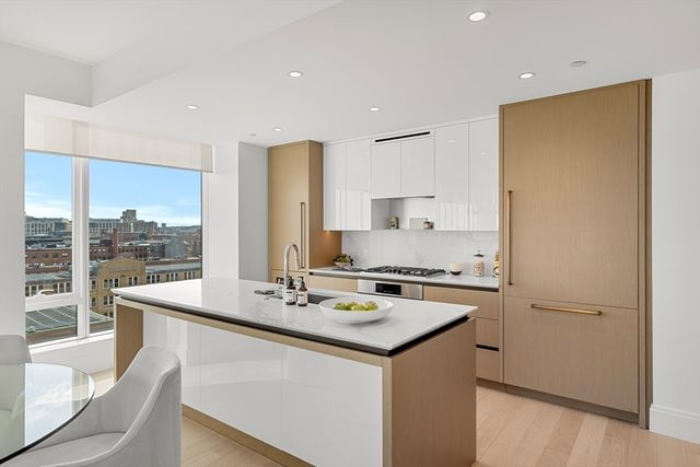 370-380 Harrison Ave 1008, Boston, MA 02118