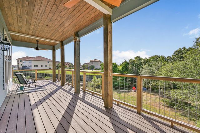 4444 Shady Lake Drive, Seabrook, TX 77586