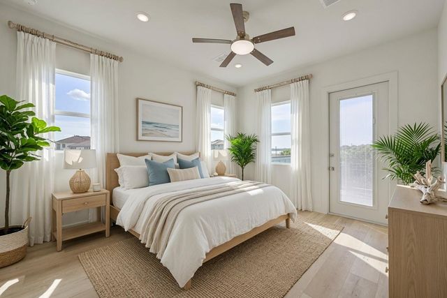 4444 Shady Lake Drive, Seabrook, TX 77586