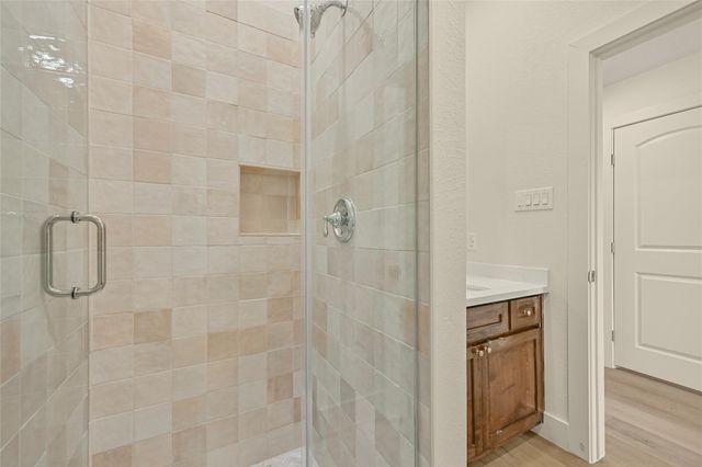 4444 Shady Lake Drive, Seabrook, TX 77586